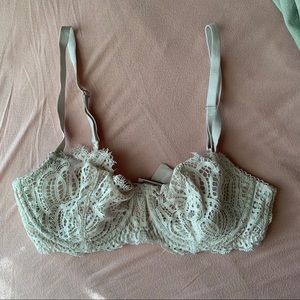 Victoria Secret Lace Push Up Bra